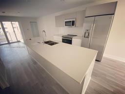 Picture of 2505 NE 193Rd St # 4204, Aventura, FL 33180