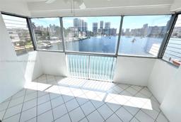 Picture of 462 Golden Isles Dr # 301, Hallandale Beach, FL 33009