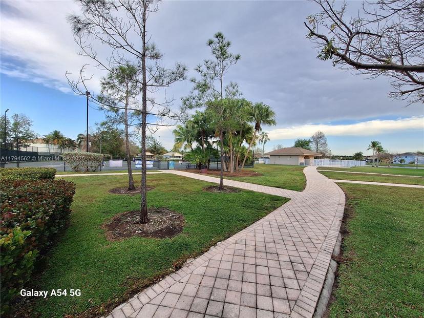 Picture of 20401 SW 1St St, Pembroke Pines FL 33029