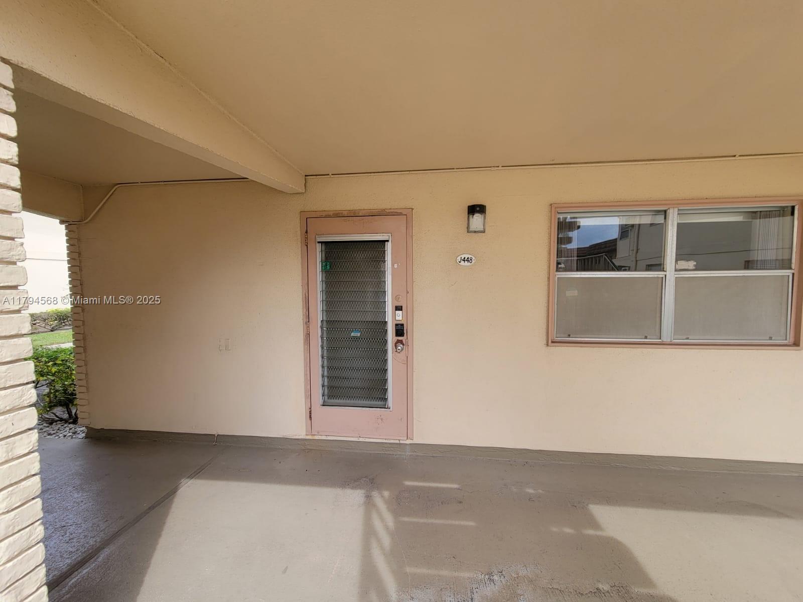 Picture of 448 Saxony J # J, Delray Beach, FL 33446