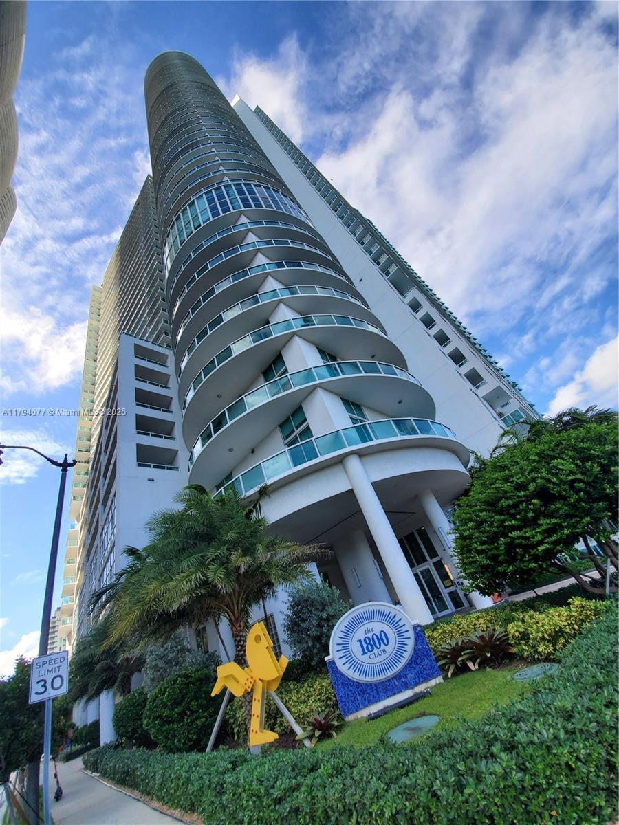 Picture of 1800 N Bayshore Dr # 2108, Miami, FL 33132