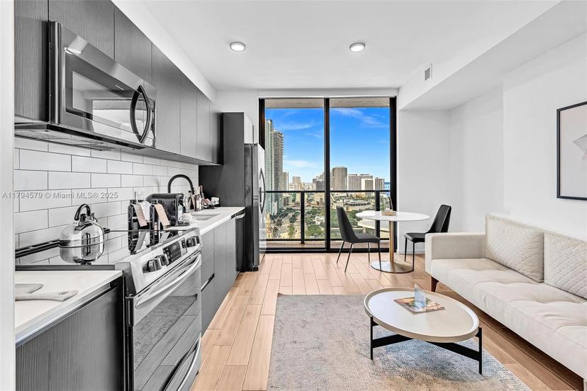 Picture of 398 NE 5Th St # 1905, Miami FL 33132