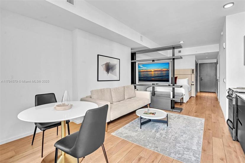 Picture of 398 NE 5Th St # 1905, Miami FL 33132