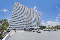 Picture of 2100 S Ocean Dr # 10E, Fort Lauderdale, FL 33316