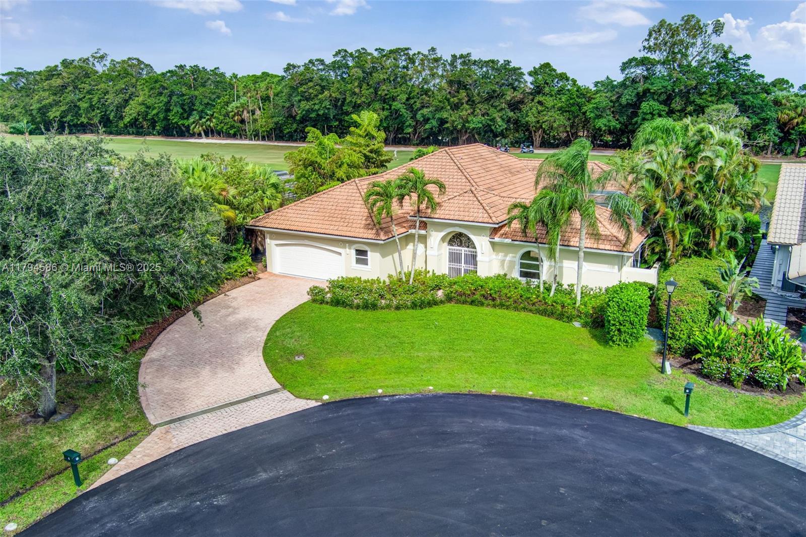 Picture of 4 Mccairn Ct, Palm Beach Gardens, FL 33418