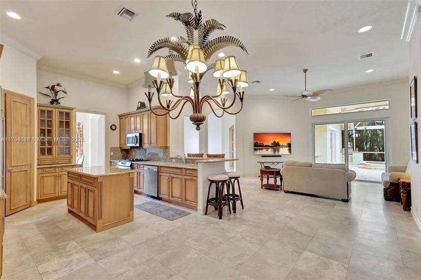 Picture of 4 Mccairn Ct, Palm Beach Gardens FL 33418