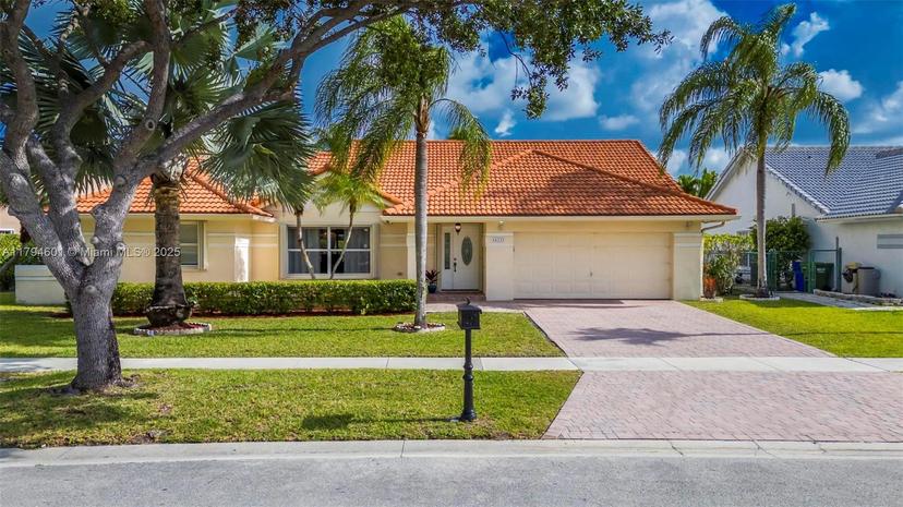 Picture of 16235 NW 1St St, Pembroke Pines FL 33028