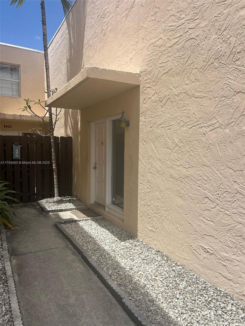 Picture of 8823 NE 4Th Ave Rd # 8823, Miami Shores FL 33138