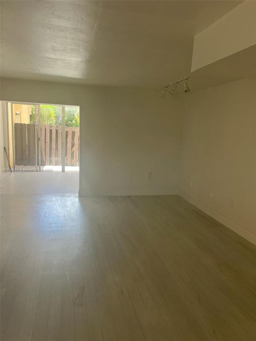 Picture of 8823 NE 4Th Ave Rd # 8823, Miami Shores FL 33138