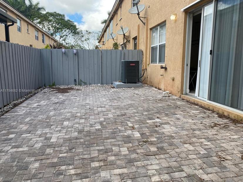 Picture of 1030 NE 42Nd Ave, Homestead FL 33033