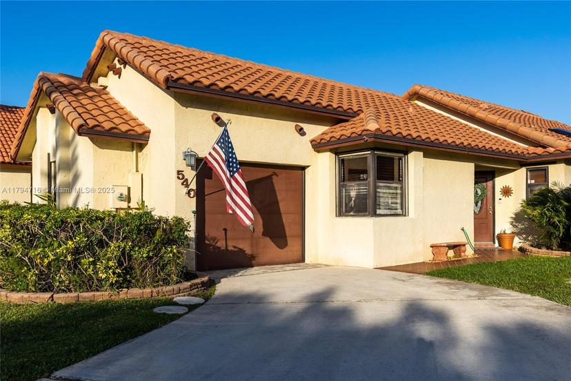 Picture of 540 SW 113Th Ter, Pembroke Pines FL 33025