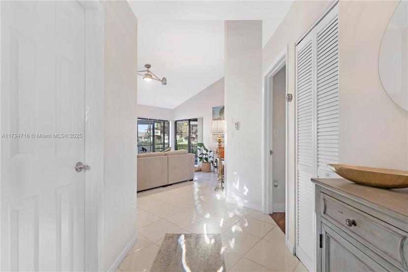 Picture of 540 SW 113Th Ter, Pembroke Pines FL 33025
