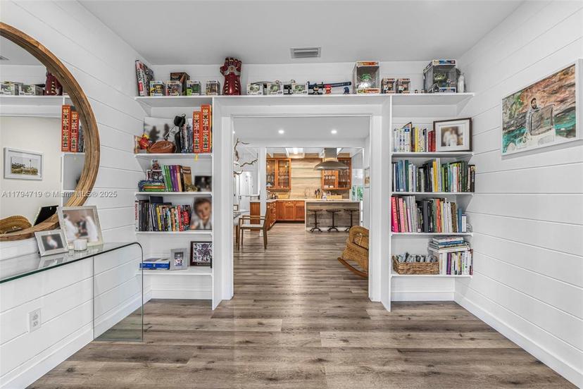 Picture of 6830 SW 69Th Ave, Miami FL 33143