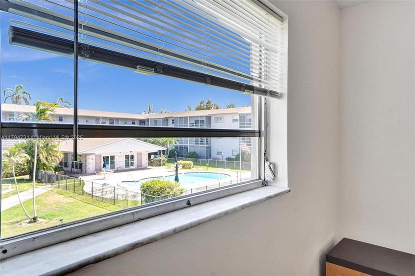 Picture of 700 Layne Blvd # 206, Hallandale Beach FL 33009