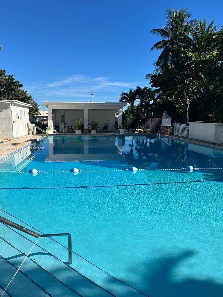 Picture of 2020 NE 135Th St # 609, North Miami FL 33181
