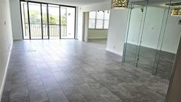 Picture of 16300 Golf Club Rd # 315, Weston, FL 33326