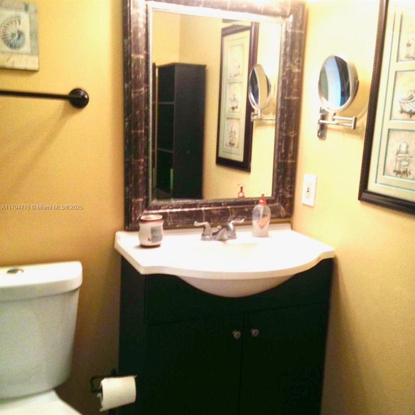 Picture of 197 Kent L, West Palm Beach FL 33417