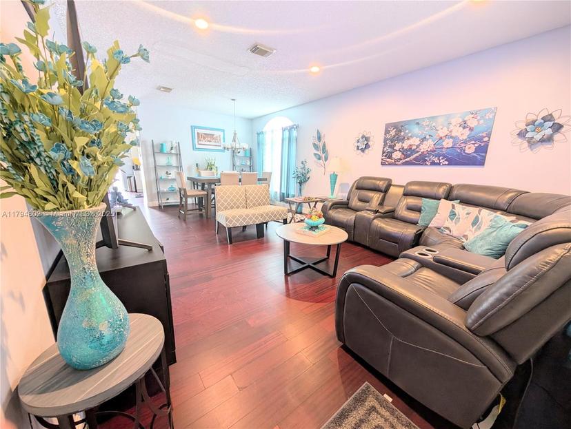 Picture of 7683 NW 19Th St, Pembroke Pines FL 33024