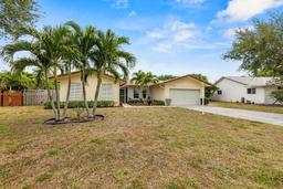 Picture of 7640 NW 6Th Ct, Plantation, FL 33324