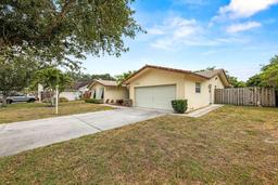 Picture of 7640 NW 6Th Ct, Plantation, FL 33324