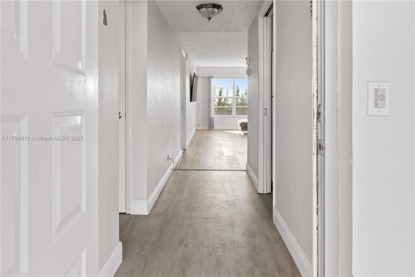 Picture of 3150 N Palm Aire Dr # 805, Pompano Beach FL 33069