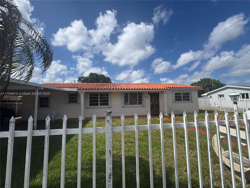 Picture of 2831 NW 212Th St, Miami Gardens FL 33056