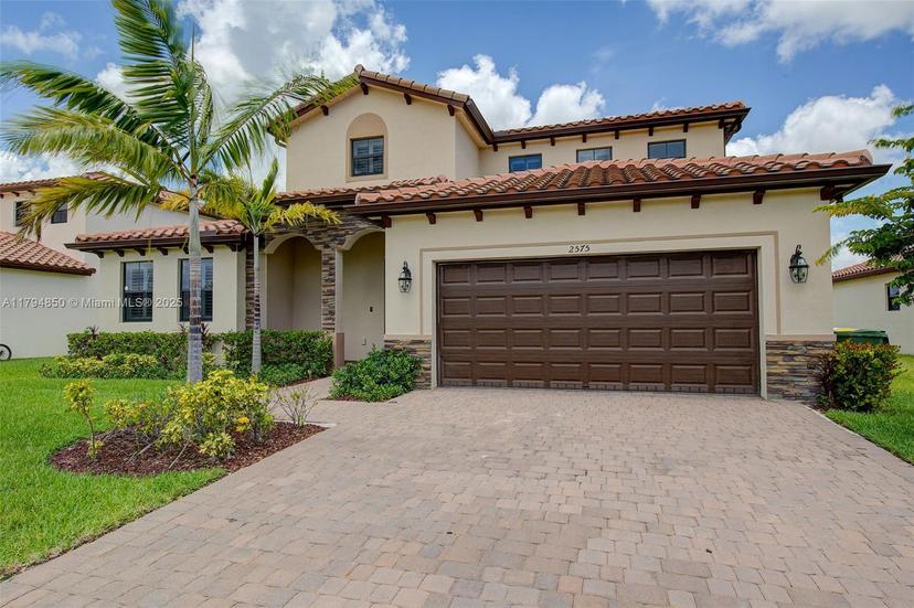 Picture of 2575 SE 2Nd St, Homestead FL 33033