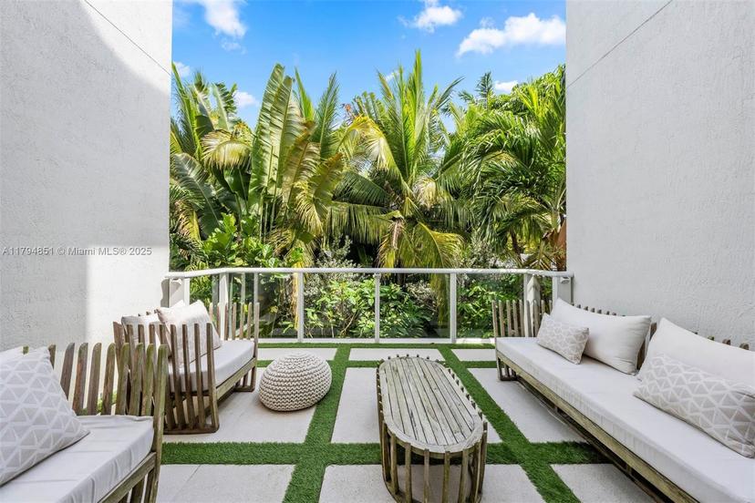 Picture of 455 NE 39Th St # 304, Miami FL 33137