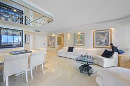 Picture of 3500 Mystic Pointe Drive # 2108, Aventura, FL 33180