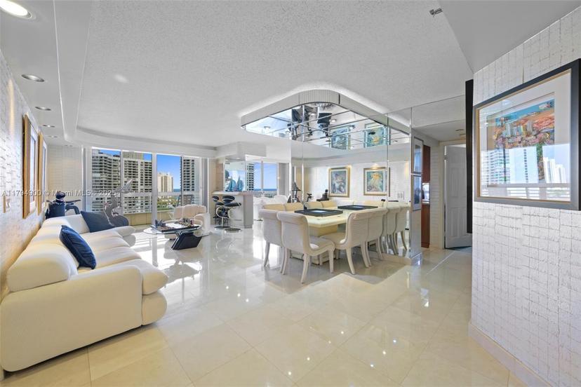 Picture of 3500 Mystic Pointe Drive # 2108, Aventura FL 33180