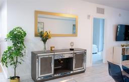 Picture of 170 SE 14Th St # 1605, Miami, FL 33131