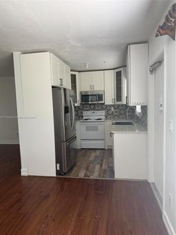 Picture of 3800 NE 21St Ave # 12, Lighthouse Point, FL 33064