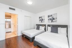 Picture of 170 SE 14Th St # 1905, Miami, FL 33131