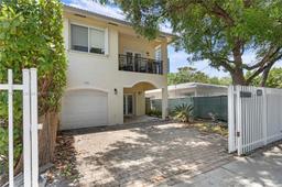 Picture of 3154 Plaza St, Miami, FL 33133