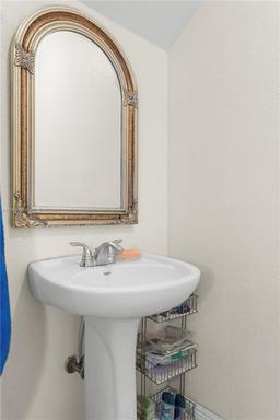 Picture of 3154 Plaza St, Miami, FL 33133