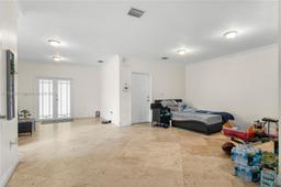 Picture of 3154 Plaza St, Miami, FL 33133