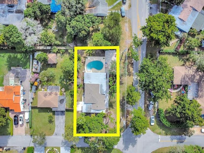 Picture of 12135 NE 10Th Ave, North Miami FL 33161