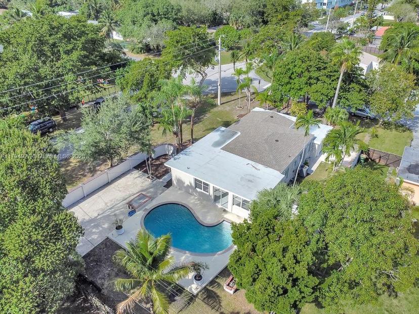 Picture of 12135 NE 10Th Ave, North Miami FL 33161