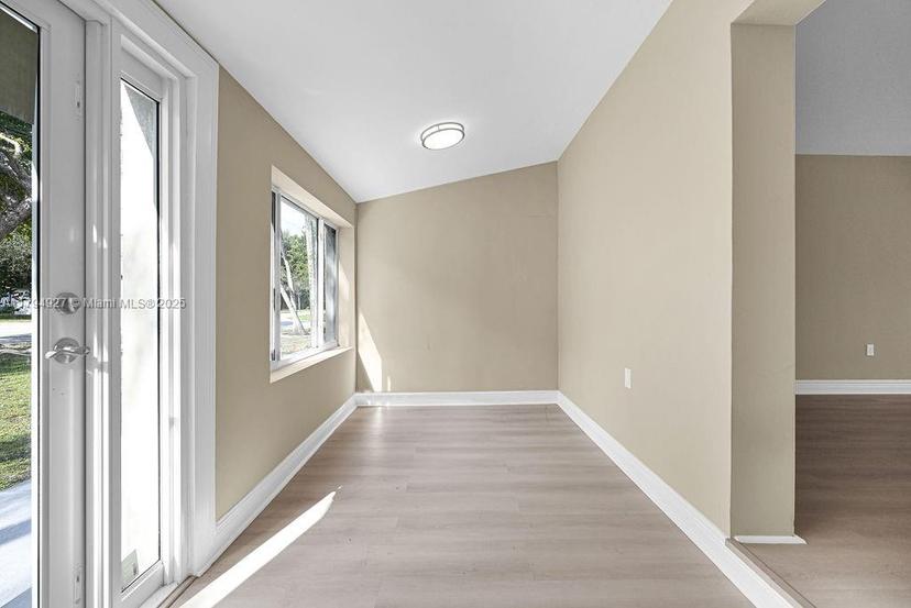 Picture of 12135 NE 10Th Ave, North Miami FL 33161