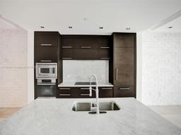 Picture of 900 Biscayne Blvd # 4103, Miami, FL 33132