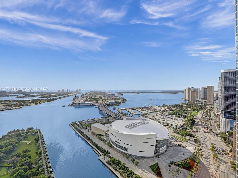 Picture of 900 Biscayne Blvd # 4103, Miami FL 33132