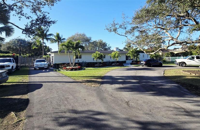 Picture of 15410 SW 272Nd St, Homestead FL 33032