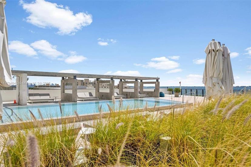 Picture of 3581 E Glencoe St # 207, Miami FL 33133