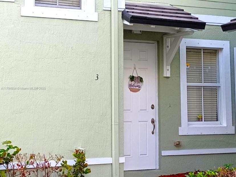 Picture of 3064 SE 1St Dr # 3, Homestead FL 33033
