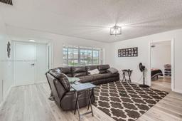 Picture of 4220 NW 114Th Ave, Sunrise, FL 33323