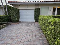Picture of 345 Malaga Ave, Coral Gables, FL 33134
