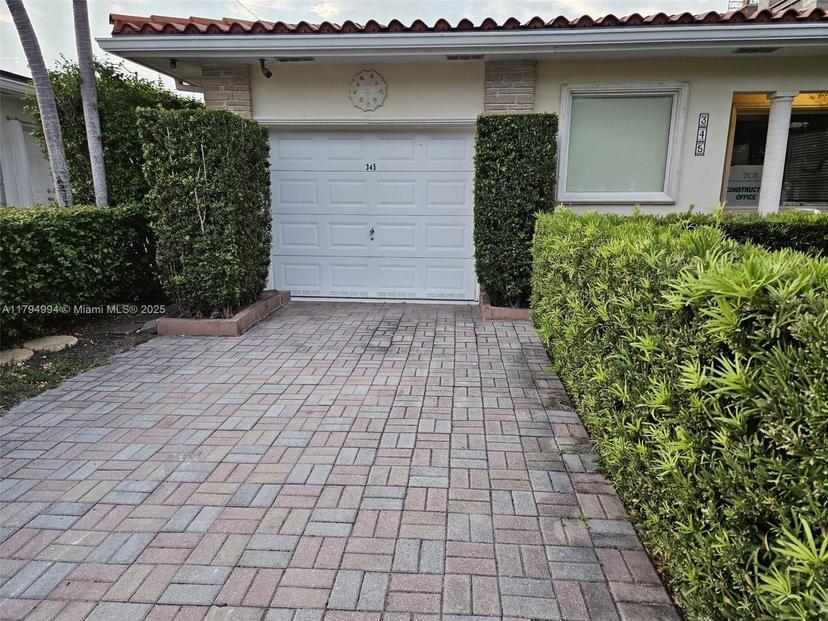 Picture of 345 Malaga Ave, Coral Gables FL 33134