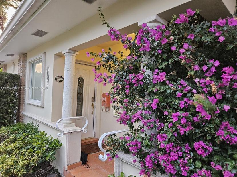 Picture of 345 Malaga Ave, Coral Gables FL 33134
