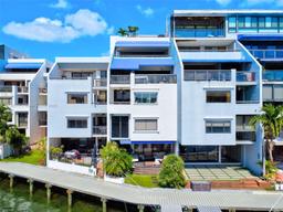 Picture of 454 Poinciana Dr # 1621, Sunny Isles Beach, FL 33160