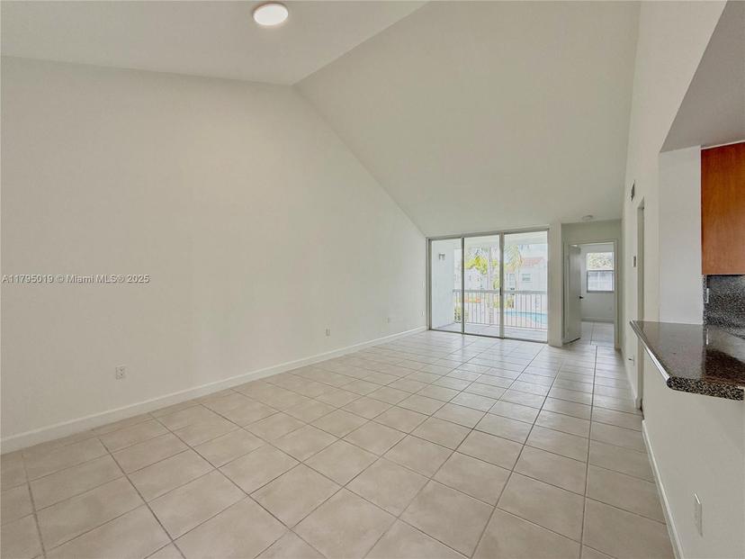 Picture of 9745 NW 48Th Ter # 326, Doral FL 33178